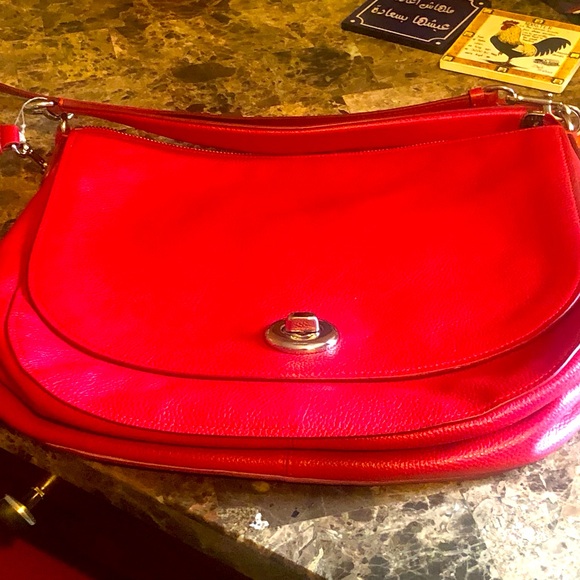 A lovely new Coach bag with tag - Picture 14 of 15